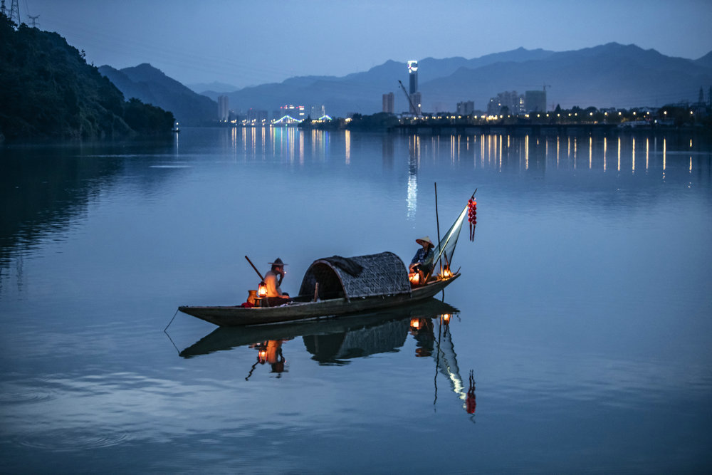 B類 3等獎(jiǎng) 邱蒙 10312 月出漁火旁 1807296****.jpg