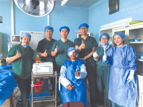 “川藏青高原健康工程”2017年走進(jìn)四川塔公、西藏那曲