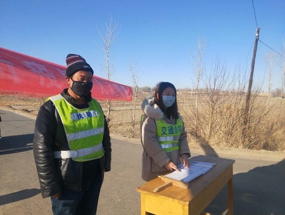 4 學(xué)生黨員2.jpg 4 學(xué)生黨員2.jpg