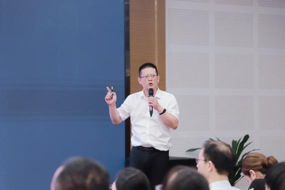 張書記(美顏)_縮小大小.jpg 張書記(美顏)_縮小大小.jpg