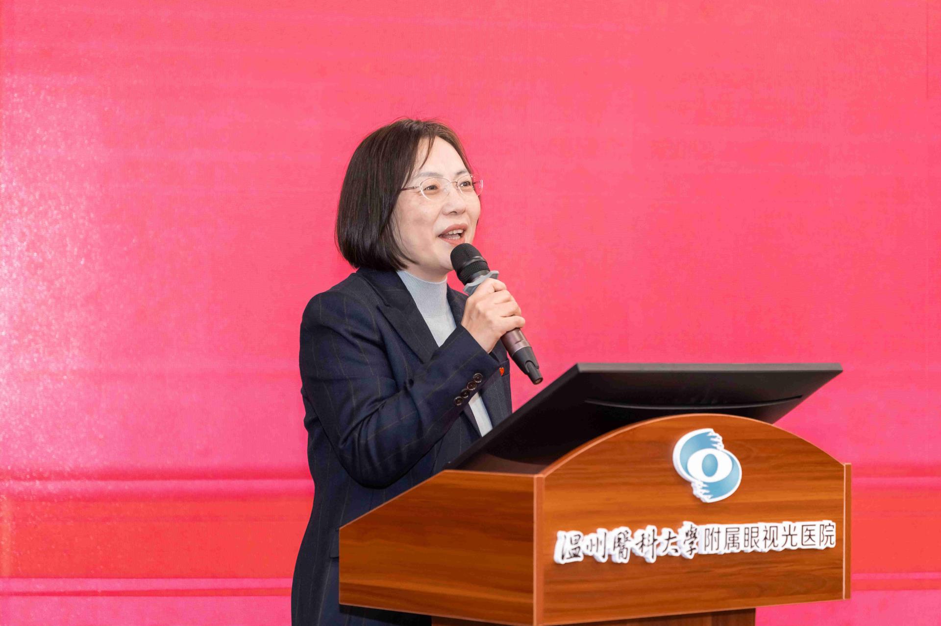 LCP_2894.jpg LCP_2894.jpg