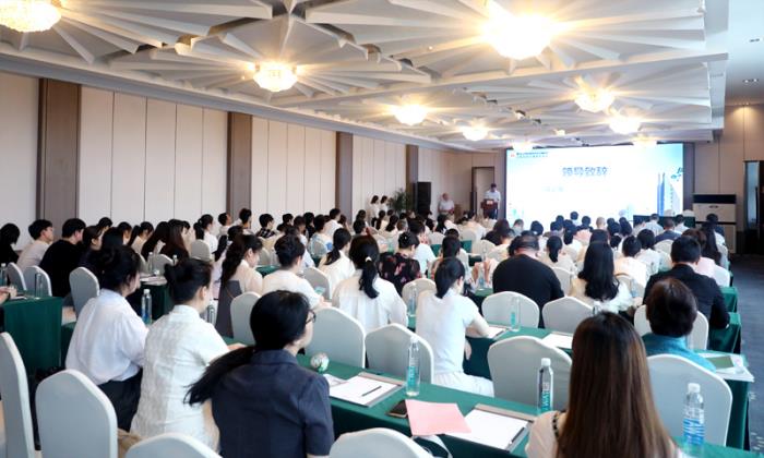 C:\Users\user\Desktop\千人千鄉(xiāng) 項(xiàng)目\20250516-17 江西 九江學(xué)院附屬醫(yī)院\2025-05-20-眼科-共探眼視光學(xué)科新發(fā)展 江西省視光學(xué)學(xué)會新技術(shù)研討會暨九江市第一屆眼視光學(xué)術(shù)研討會隆重召開\1.JPG